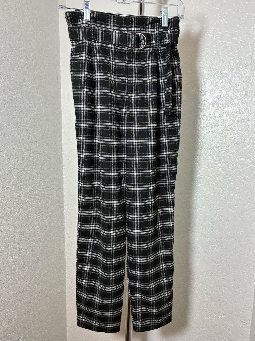 Hollister Black & White Plaid Belted Pants Women’s Size XS